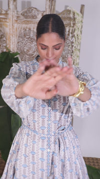 blue shirt dress video  - The Fox and the Mermaid